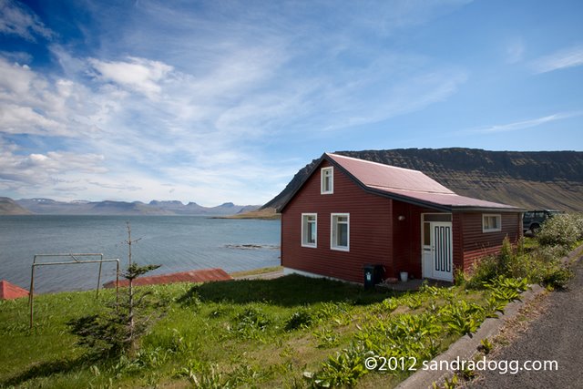 Book this Bíldudalur cottage here!